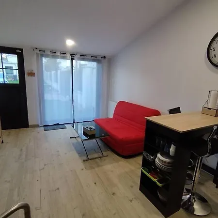 Apartment Rez-de-jardin *