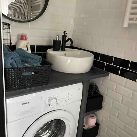 Apartment Rez-de-jardin Issy-les-Moulineaux